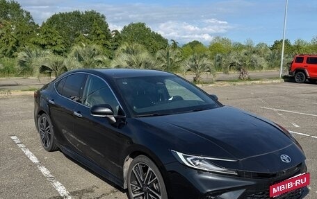 Toyota Camry, 2024 год, 2 200 000 рублей, 2 фотография
