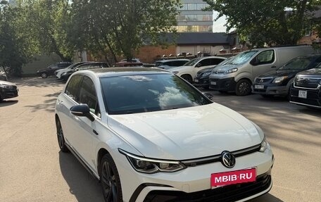 Volkswagen Golf VIII, 2021 год, 2 499 000 рублей, 3 фотография