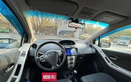 Toyota Yaris III рестайлинг, 2008 год, 600 000 рублей, 10 фотография