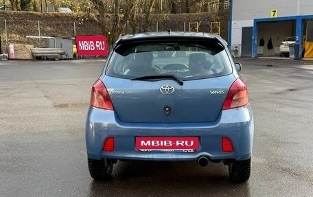 Toyota Yaris III рестайлинг, 2008 год, 600 000 рублей, 6 фотография