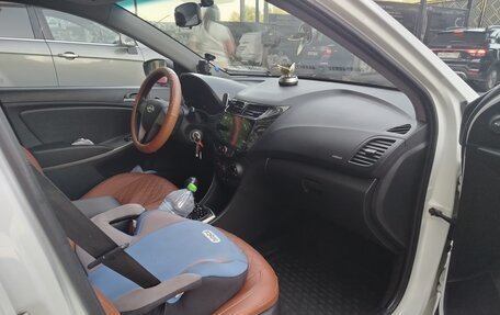Hyundai Solaris II рестайлинг, 2015 год, 750 000 рублей, 8 фотография