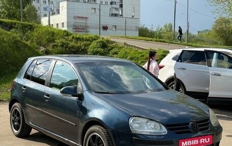 Volkswagen Golf V, 2005 год, 470 000 рублей, 2 фотография