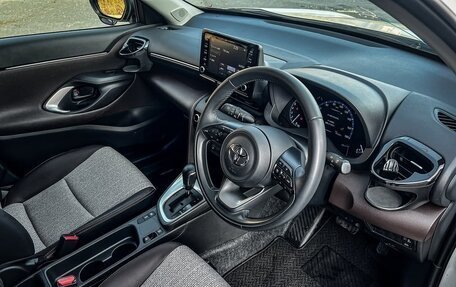 Toyota Yaris Cross, 2021 год, 1 440 000 рублей, 9 фотография