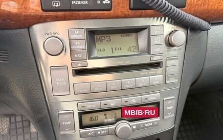 Toyota Avensis III рестайлинг, 2006 год, 700 000 рублей, 10 фотография