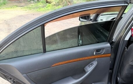 Toyota Avensis III рестайлинг, 2006 год, 700 000 рублей, 21 фотография