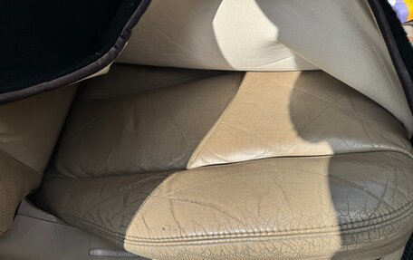 Lexus RX IV рестайлинг, 2000 год, 680 000 рублей, 11 фотография