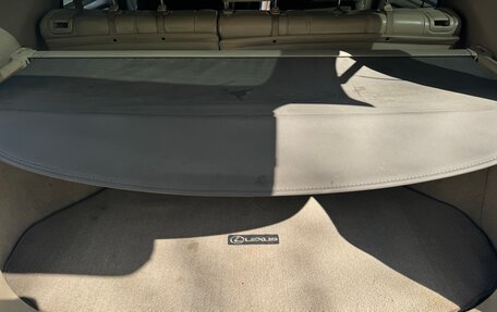 Lexus RX IV рестайлинг, 2000 год, 680 000 рублей, 14 фотография