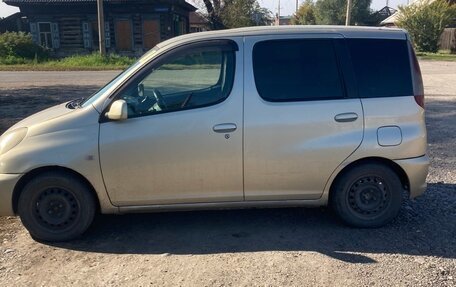Toyota FunCargo, 2000 год, 345 000 рублей, 3 фотография