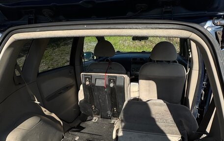 Mitsubishi Colt VI рестайлинг, 2002 год, 240 000 рублей, 8 фотография