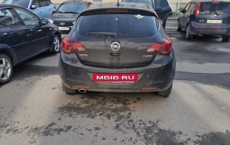 Opel Astra J, 2012 год, 600 000 рублей, 3 фотография