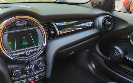 MINI Hatch, 2018 год, 1 850 000 рублей, 21 фотография