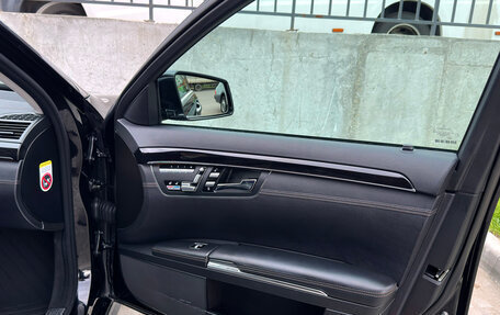 Mercedes-Benz S-Класс, 2011 год, 2 500 000 рублей, 29 фотография