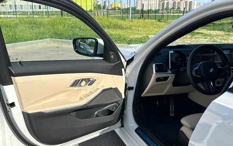 BMW 3 серия, 2023 год, 5 600 000 рублей, 10 фотография