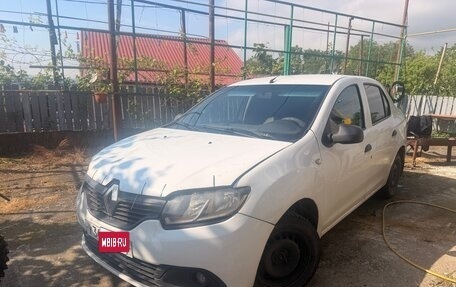 Renault Logan II, 2015 год, 280 000 рублей, 1 фотография