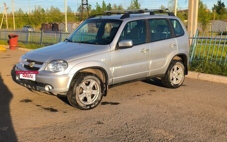 Chevrolet Niva I рестайлинг, 2013 год, 500 000 рублей, 3 фотография