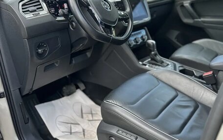 Volkswagen Tiguan II, 2018 год, 3 580 000 рублей, 9 фотография