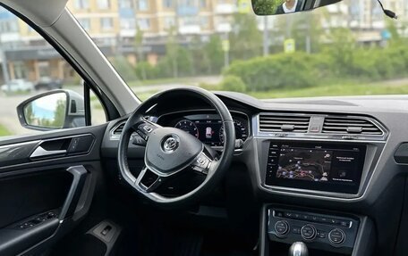 Volkswagen Tiguan II, 2018 год, 3 580 000 рублей, 14 фотография