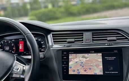 Volkswagen Tiguan II, 2018 год, 3 580 000 рублей, 8 фотография
