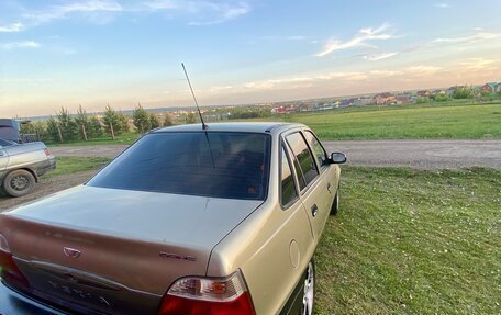 Daewoo Nexia I рестайлинг, 2005 год, 140 000 рублей, 8 фотография