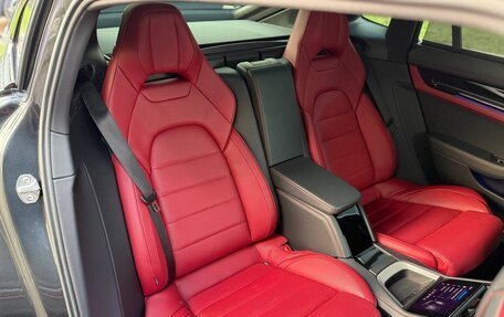 Porsche Panamera, 2024 год, 15 000 000 рублей, 11 фотография