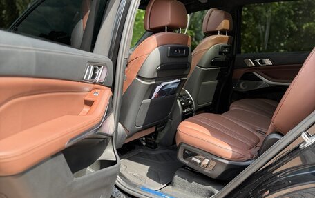 BMW X7, 2021 год, 8 200 000 рублей, 13 фотография