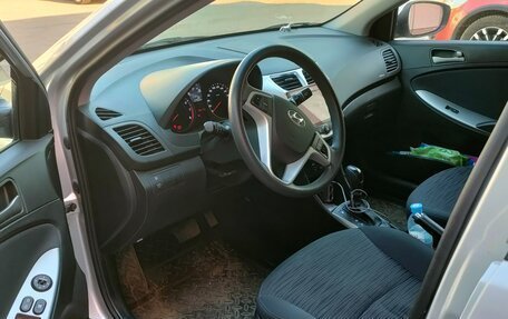 Hyundai Solaris II рестайлинг, 2016 год, 1 500 000 рублей, 6 фотография