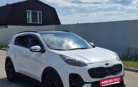 KIA Sportage IV рестайлинг, 2021 год, 2 750 000 рублей, 2 фотография
