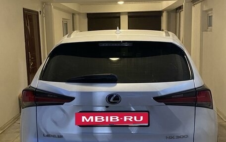 Lexus NX I, 2021 год, 4 100 000 рублей, 2 фотография