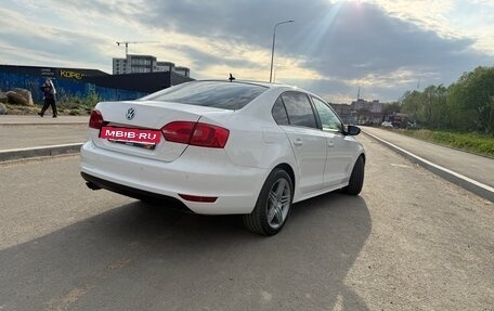 Volkswagen Jetta VI, 2011 год, 950 000 рублей, 7 фотография