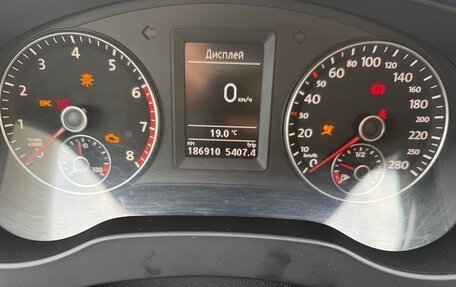 Volkswagen Jetta VI, 2011 год, 950 000 рублей, 26 фотография