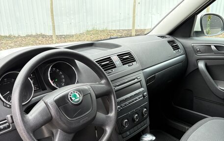 Skoda Yeti I рестайлинг, 2010 год, 1 050 000 рублей, 9 фотография
