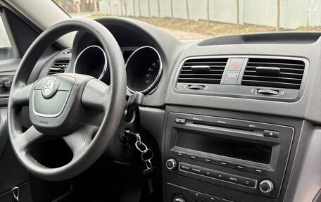 Skoda Yeti I рестайлинг, 2010 год, 1 050 000 рублей, 17 фотография
