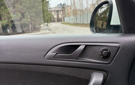 Skoda Yeti I рестайлинг, 2010 год, 1 050 000 рублей, 19 фотография