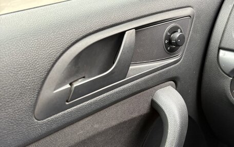 Skoda Yeti I рестайлинг, 2010 год, 1 050 000 рублей, 22 фотография
