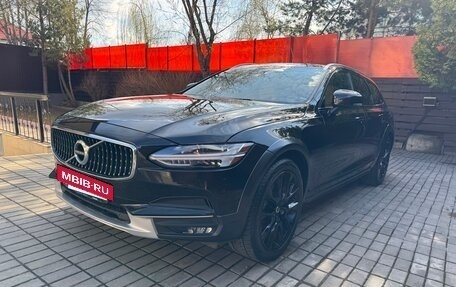 Volvo V90 Cross Country I рестайлинг, 2019 год, 3 550 000 рублей, 6 фотография