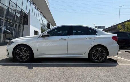 BMW 1 серия, 2022 год, 1 385 000 рублей, 4 фотография