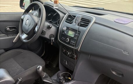 Renault Sandero II рестайлинг, 2016 год, 930 000 рублей, 4 фотография