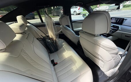 BMW 5 серия, 2019 год, 4 800 000 рублей, 12 фотография