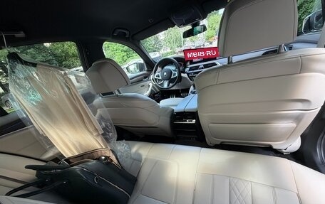 BMW 5 серия, 2019 год, 4 800 000 рублей, 13 фотография