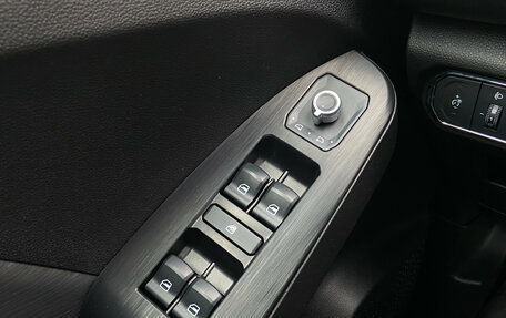 Haval Jolion, 2023 год, 1 780 000 рублей, 18 фотография