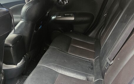 Nissan Juke II, 2011 год, 880 000 рублей, 11 фотография