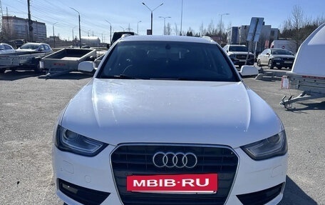 Audi A4, 2012 год, 1 300 000 рублей, 2 фотография