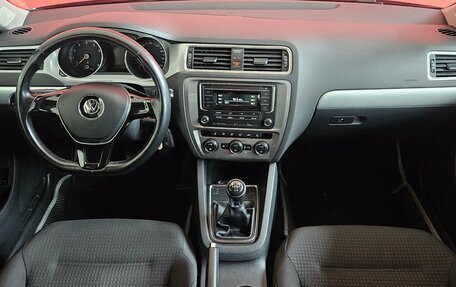 Volkswagen Jetta VI, 2018 год, 1 490 000 рублей, 9 фотография