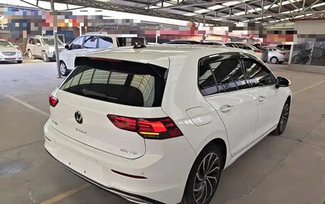 Volkswagen Golf VIII, 2023 год, 1 930 000 рублей, 4 фотография
