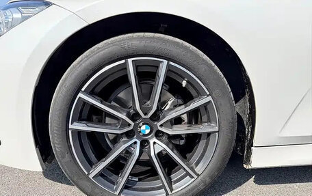 BMW 3 серия, 2024 год, 3 330 000 рублей, 8 фотография