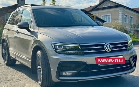 Volkswagen Tiguan II, 2019 год, 3 200 000 рублей, 3 фотография