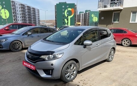 Honda Fit III, 2016 год, 950 000 рублей, 2 фотография