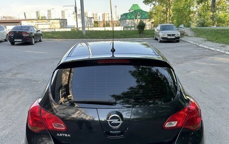 Opel Astra J, 2012 год, 730 000 рублей, 5 фотография
