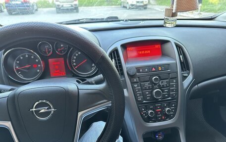 Opel Astra J, 2012 год, 730 000 рублей, 8 фотография