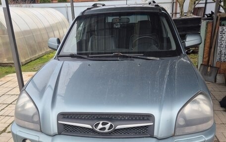 Hyundai Tucson III, 2008 год, 700 000 рублей, 1 фотография